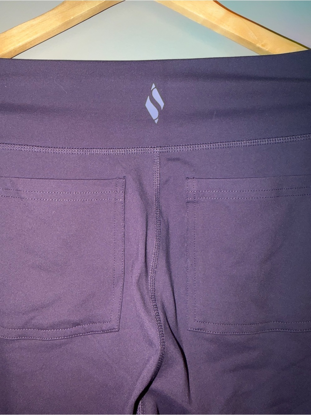 NWT Skechers GO WALK Pant GOFLEX High Waist Flare Active Pants Purple Size Large - Picture 5 of 5